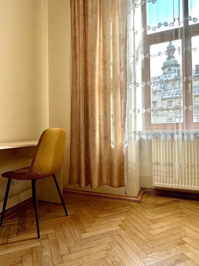 Romantic Apartments - Оn Valova Street Lviv Extérieur photo