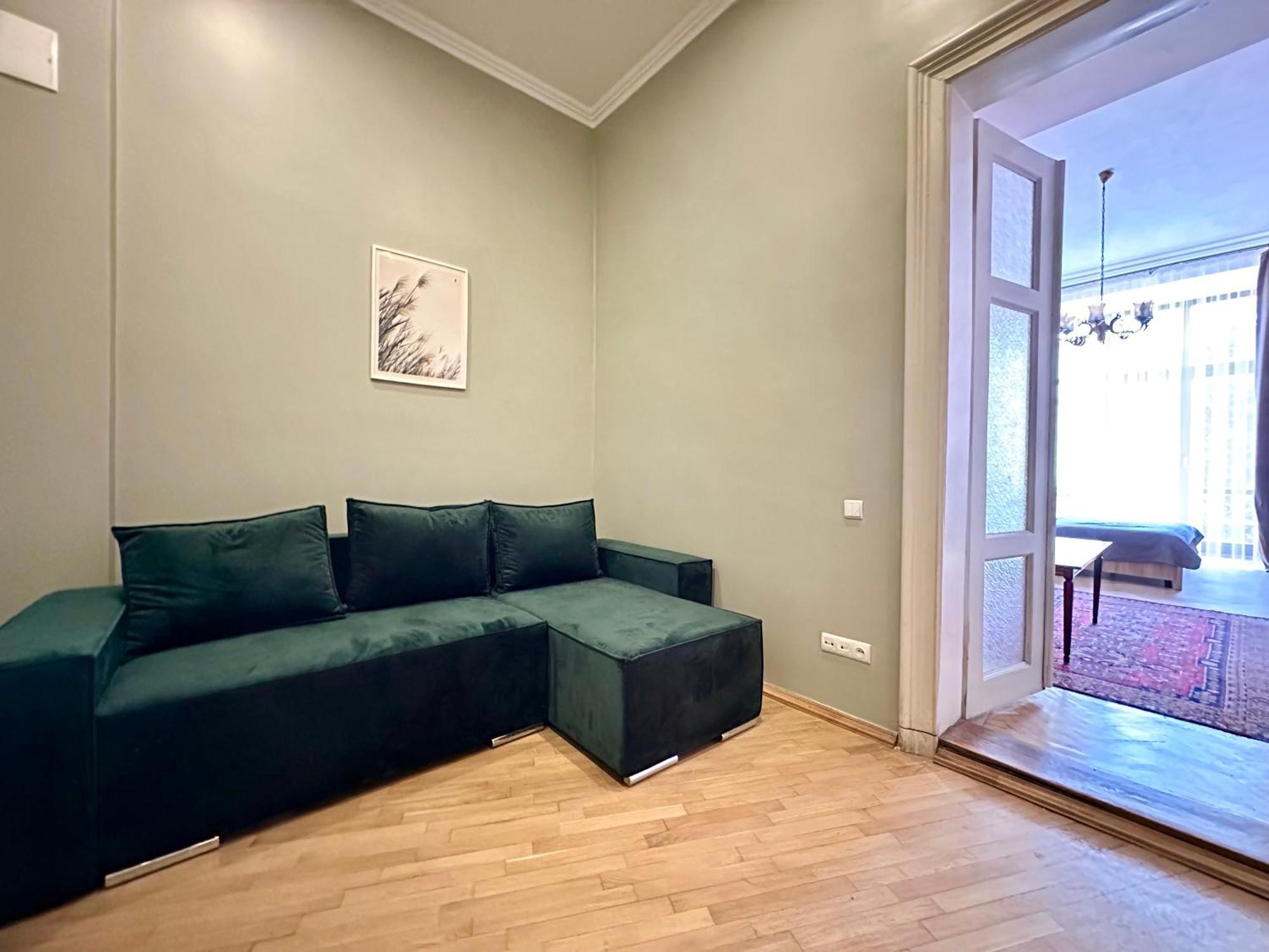 Romantic Apartments - Оn Valova Street Lviv Extérieur photo