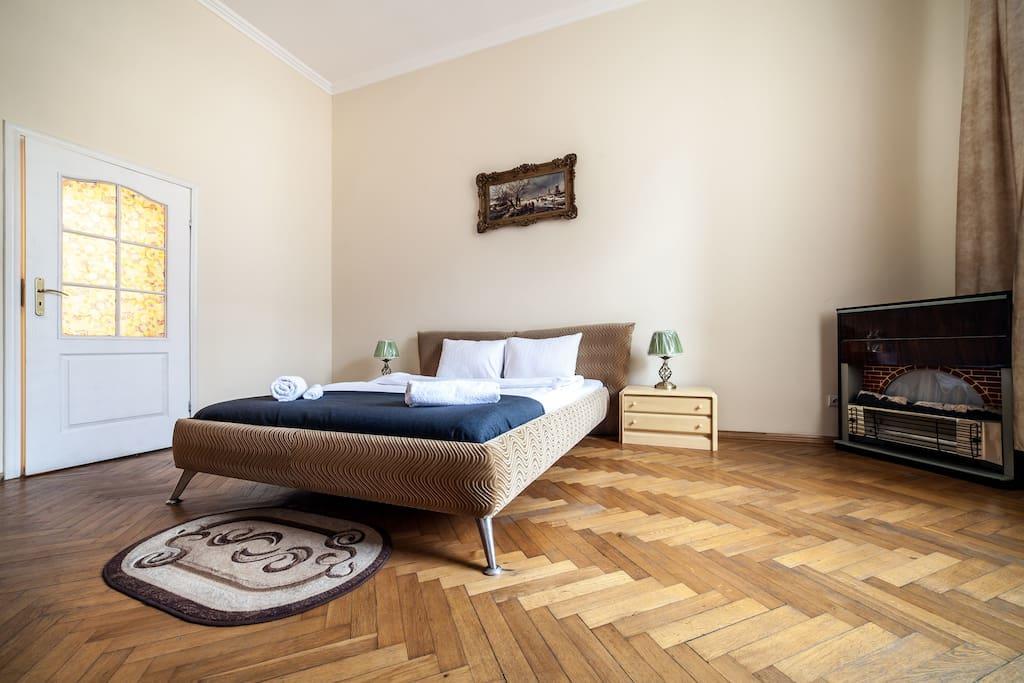 Romantic Apartments - Оn Valova Street Lviv Extérieur photo
